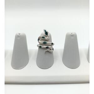 Green Enamel Snake Ring Adjustable Size 6 Alloy Serpent Wrap Unique Fashion